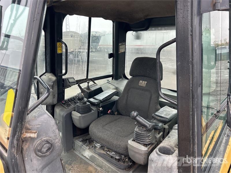CAT D6K LGP Buldožeri guseničari
