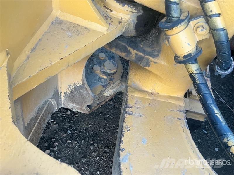 CAT D6M XL Crawler Dozer lánctalpas dózerek