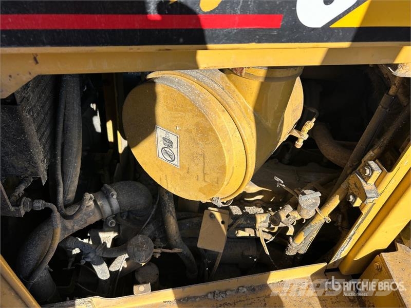 CAT D6R LGP Telaketjupuskutraktorit