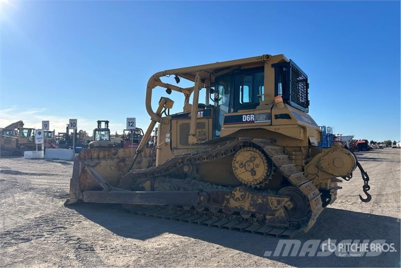 CAT D6R LGP Telaketjupuskutraktorit