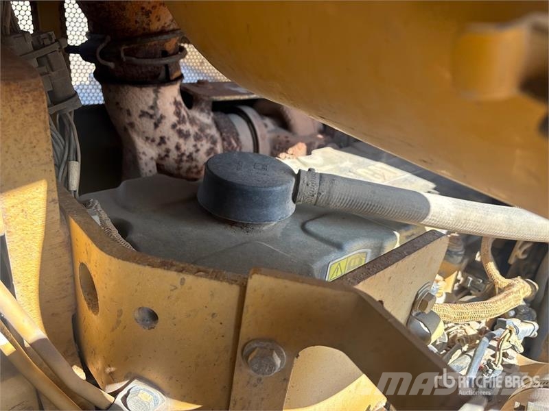 CAT D6R LGP Series III Гусеничні бульдозери