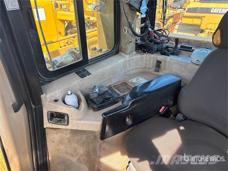 CAT D6R XL 履带式推土机