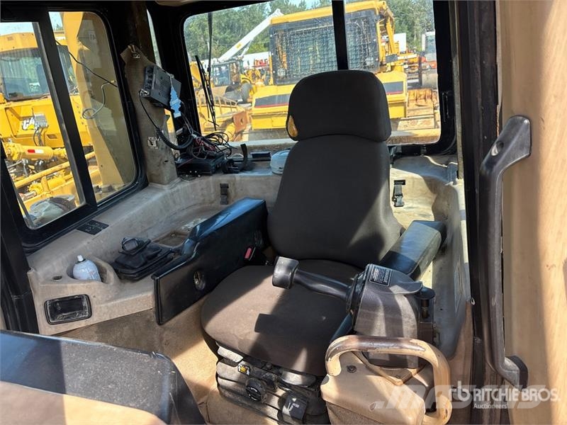 CAT D6R XL 履带式推土机