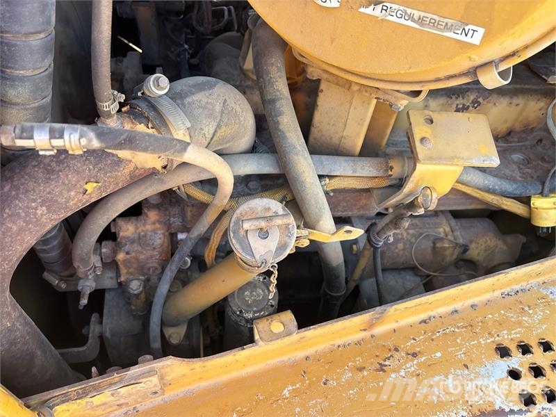 CAT D6R XL 履带式推土机