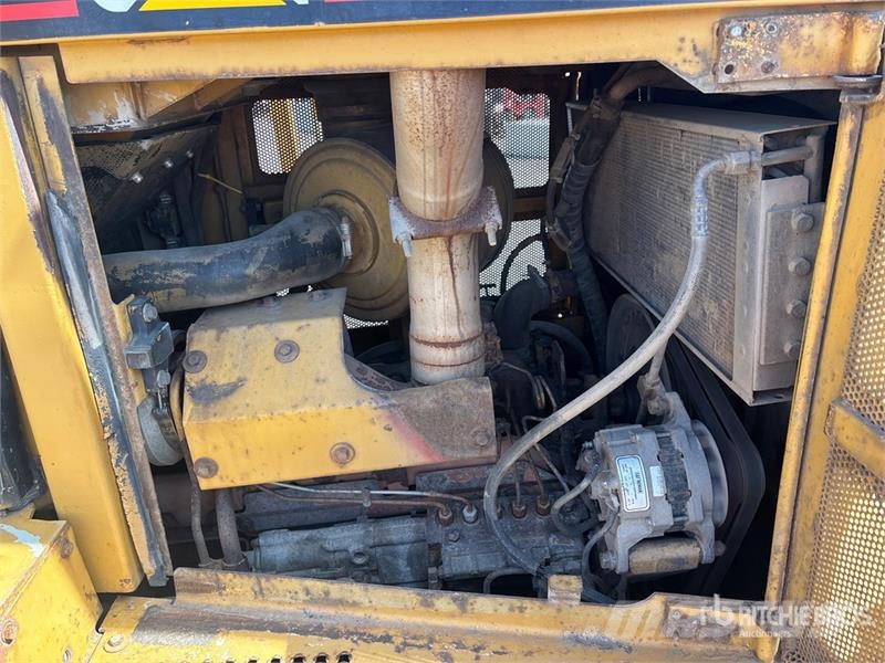 CAT D6R XL 履带式推土机