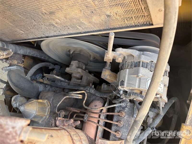 CAT D6R XL 履带式推土机
