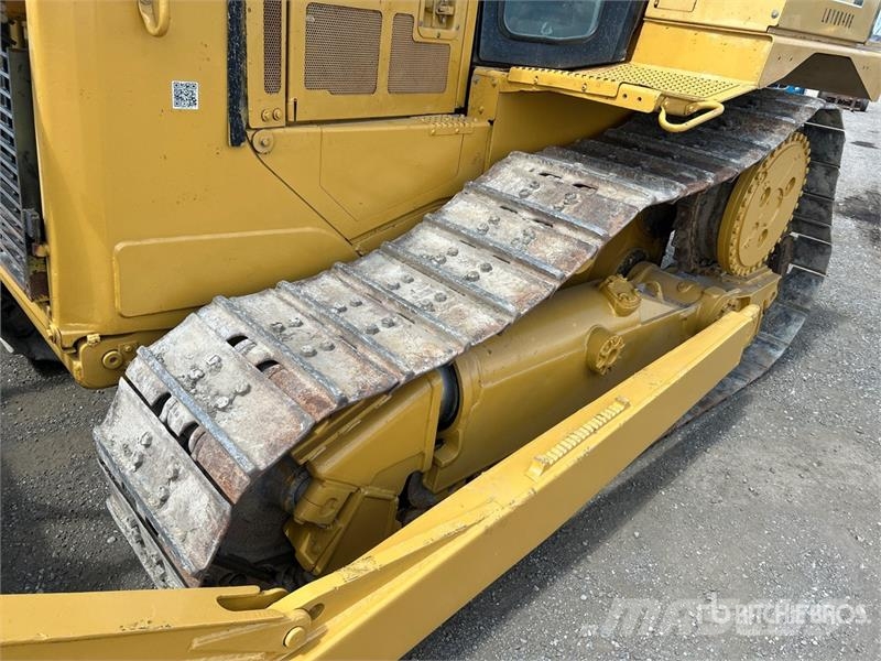 CAT D6T XL Гусеничные бульдозеры