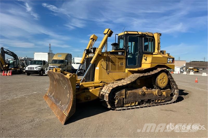 CAT D6T XL Crawler Dozer Bulldozer