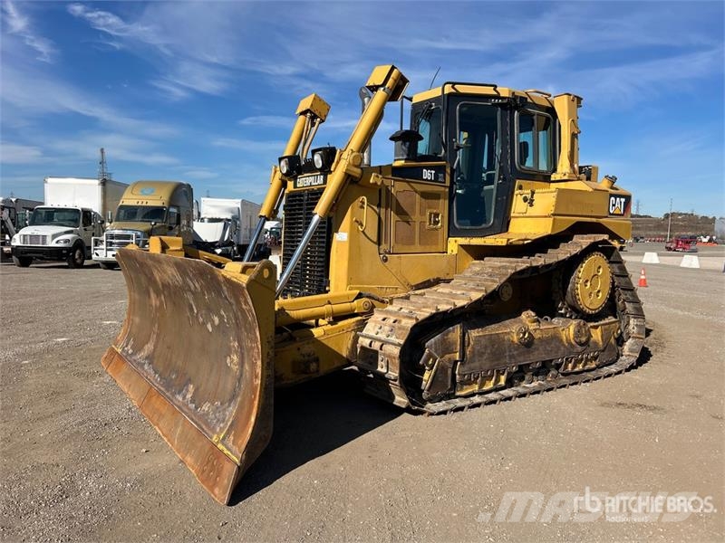 CAT D6T XL Crawler Dozer Bulldozer