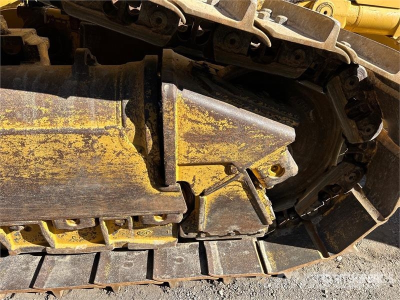 CAT D6T XL Crawler Dozer Bulldozer