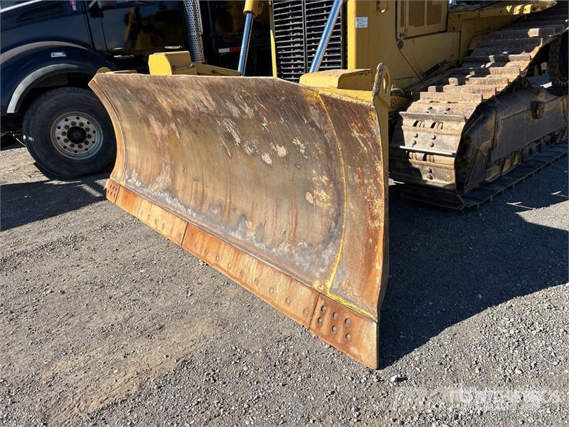 CAT D6T XL Crawler Dozer Bulldozer