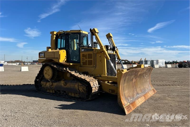 CAT D6T XL Crawler Dozer Bulldozer