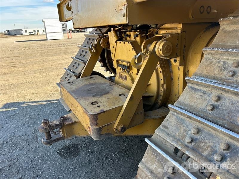CAT D6T XL Crawler Dozer Bulldozer