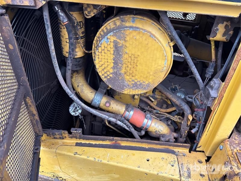 CAT D6T XW Crawler Dozer Гусеничные бульдозеры