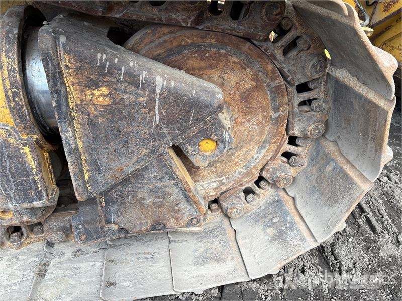CAT D6T XW Crawler Dozer Гусеничні бульдозери