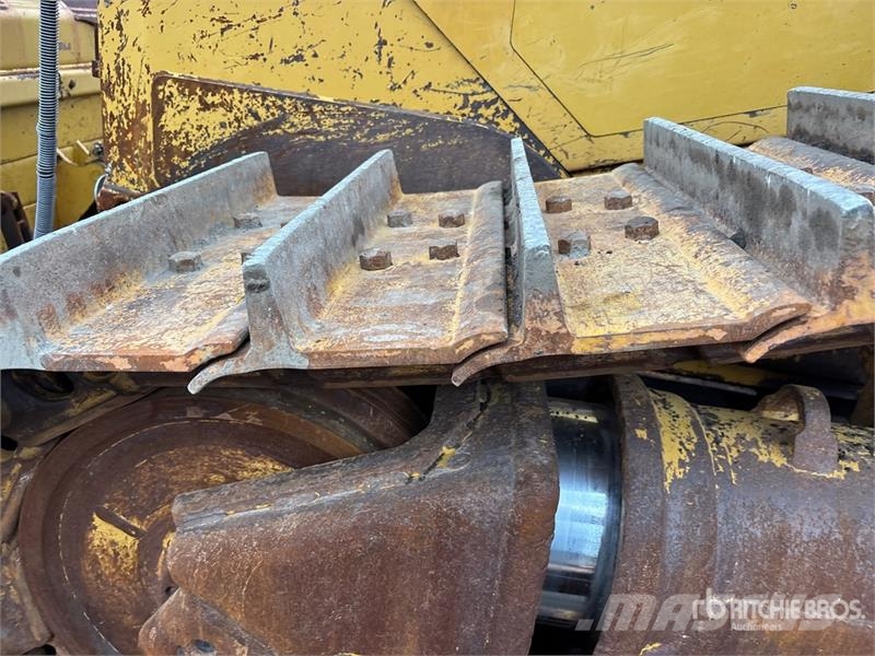 CAT D6T XW Crawler Dozer Гусеничные бульдозеры