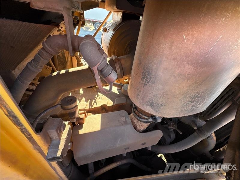 CAT D6T XW Crawler Dozer Bulldozer