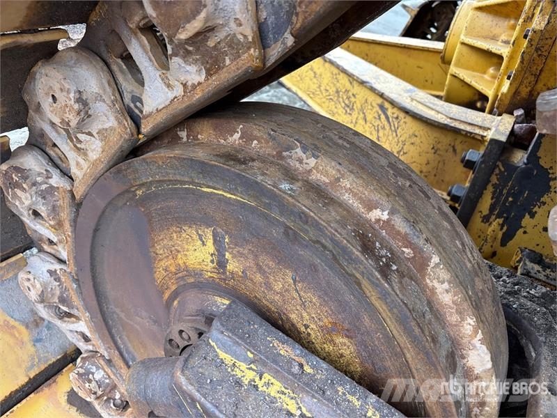 CAT D6T XW Crawler Dozer Гусеничные бульдозеры