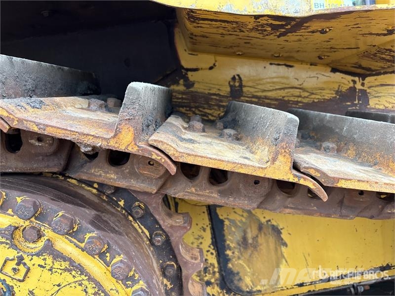 CAT D6T XW Crawler Dozer Гусеничные бульдозеры