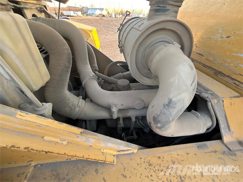 CAT DP150 20600 lb Pneumatic Tire Forklift Інше