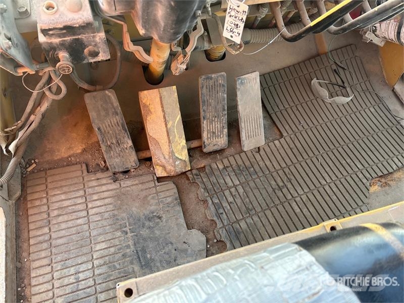CAT DP150 20600 lb Pneumatic Tire Forklift Інше