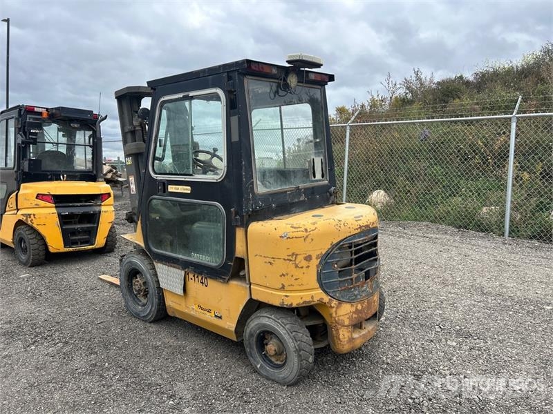 CAT DP20K 3300 lb Forklift Інше