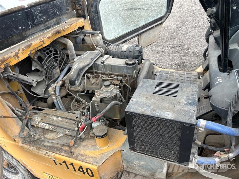 CAT DP20K 3300 lb Forklift Інше