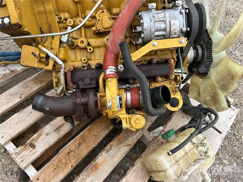 CAT Excavator Engine Moteur