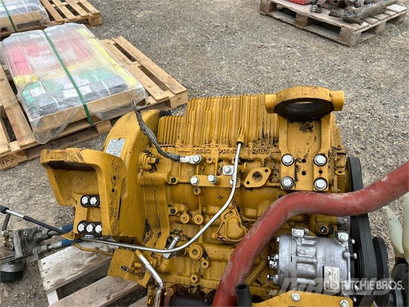 CAT Excavator Engine Moteur