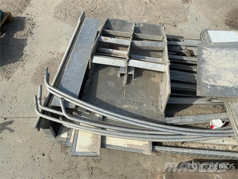 CAT Hydraulic Cooler Core and Truck Parts مكونات أخرى