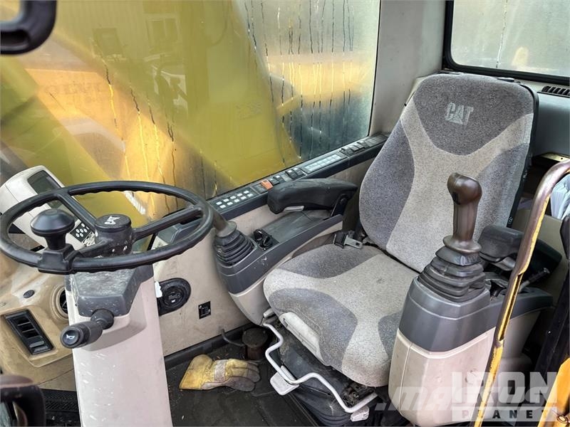 CAT M316C Excavadoras de ruedas