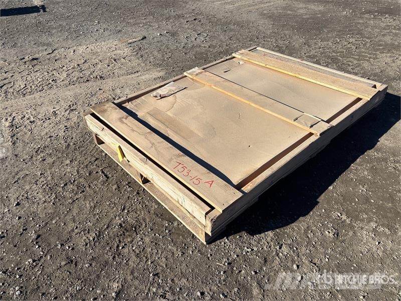 CAT Motor Grader Glass-Door - Fits Cat 14M, 140 , 140G Andre komponenter