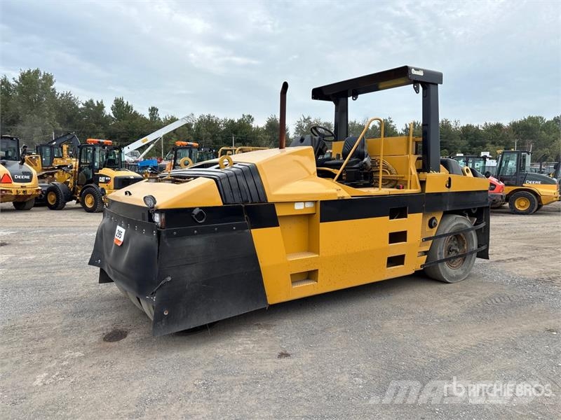 CAT PS-300B Pneumatic tired rollers