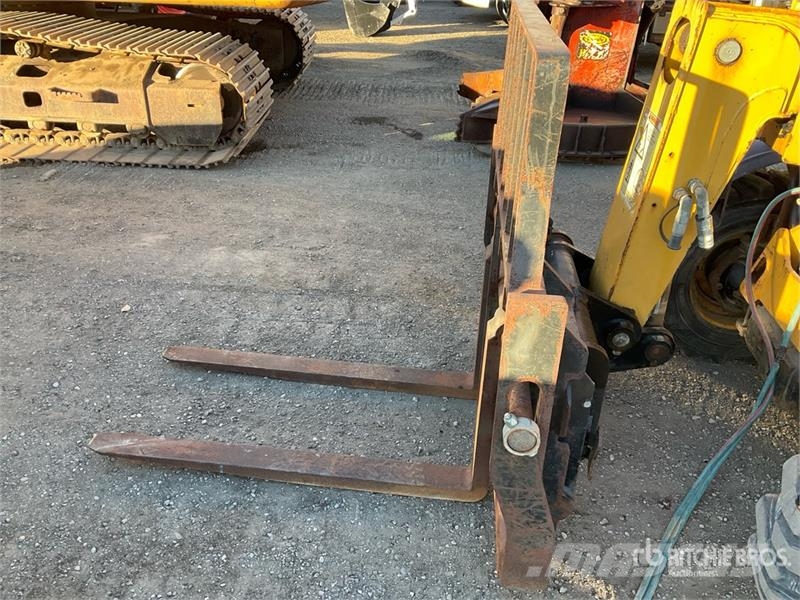 CAT TH255C Teleskoplader