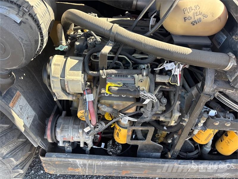 CAT TH255C مناولات متداخلة
