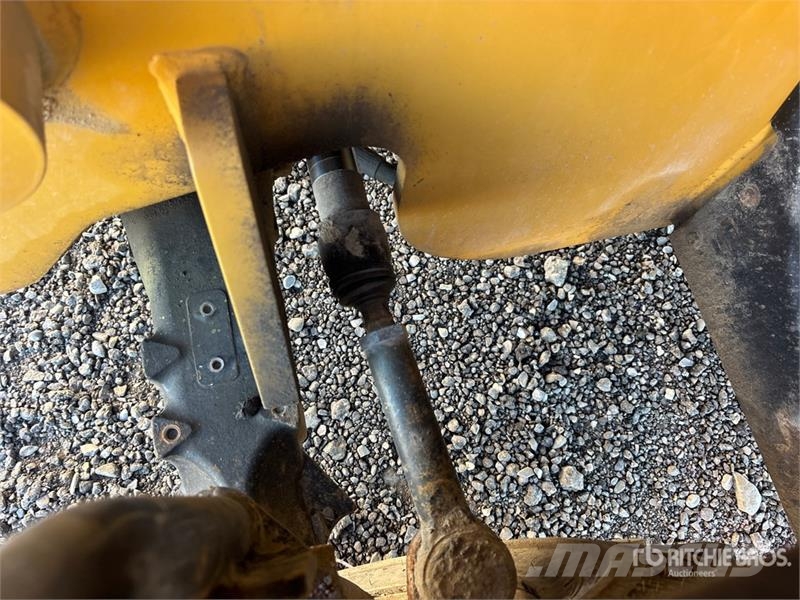 CAT TH255C مناولات متداخلة