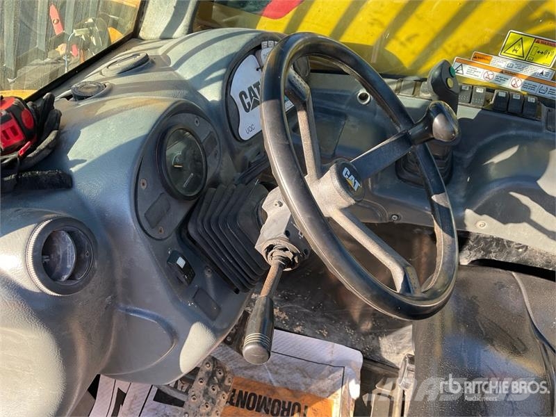 CAT TH255C Teleskoplader
