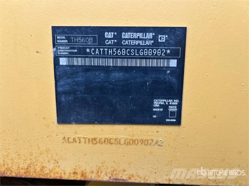 CAT TH560B Teleskopické manipulátory
