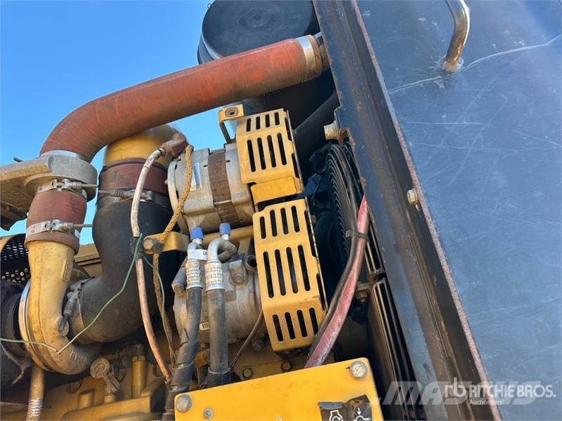 CAT TK721 Track Feller Buncher Forstanhänger/Rückewagen