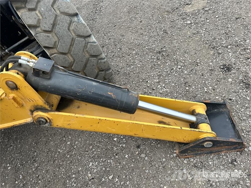 CAT TL1055C Teleskopiskie manipulatori