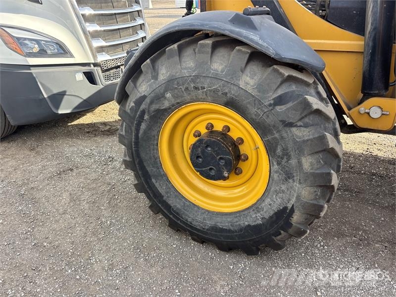 CAT TL1055C Teleskopski viličarji