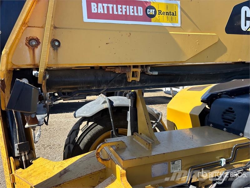 CAT TL1055C مناولات متداخلة