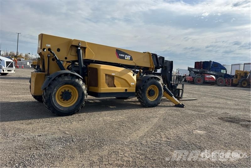 CAT TL1055C Teleskopski viličarji