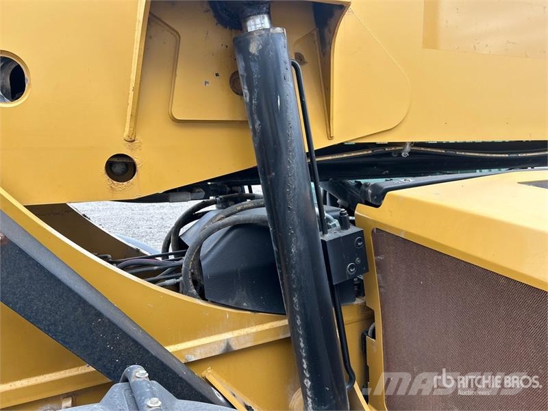 CAT TL1055C Teleskopiskie manipulatori