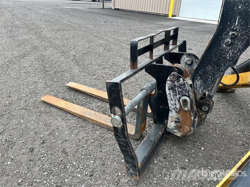 CAT TL1055C Teleskopiskie manipulatori