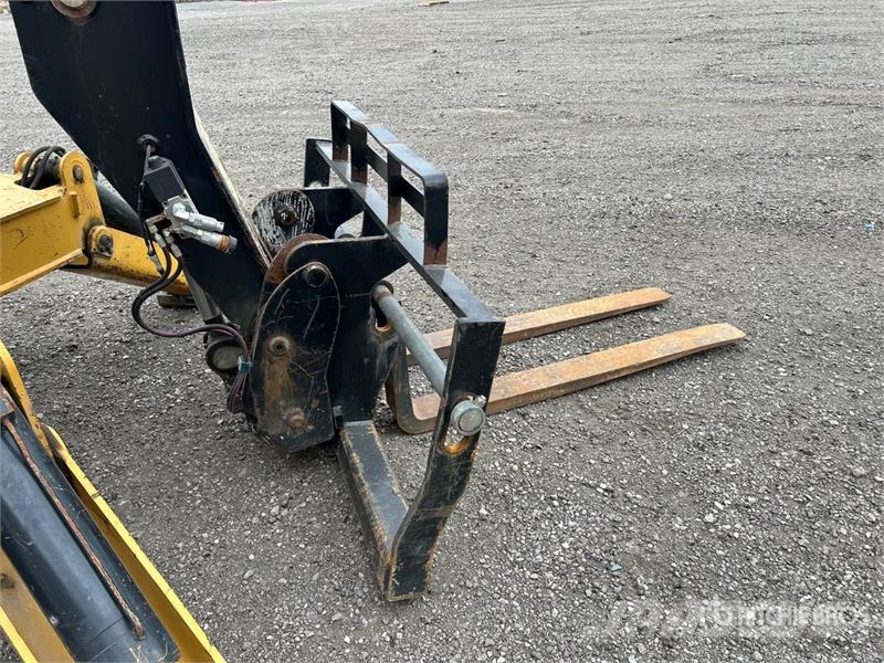 CAT TL1055C Teleskopiskie manipulatori