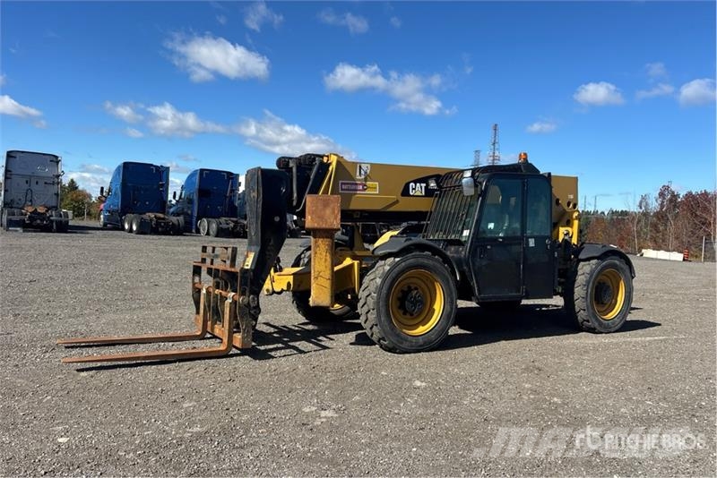 CAT TL1055C مناولات متداخلة