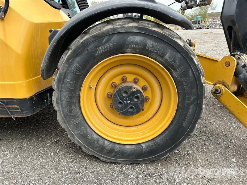 CAT TL1055C Teleskopiskie manipulatori