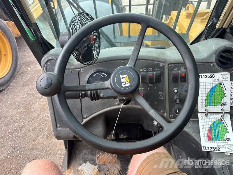 CAT TL1255C Teleskopski viličarji
