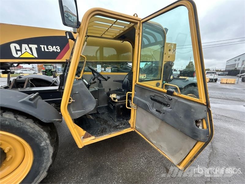 CAT TL943 Teleskoplader